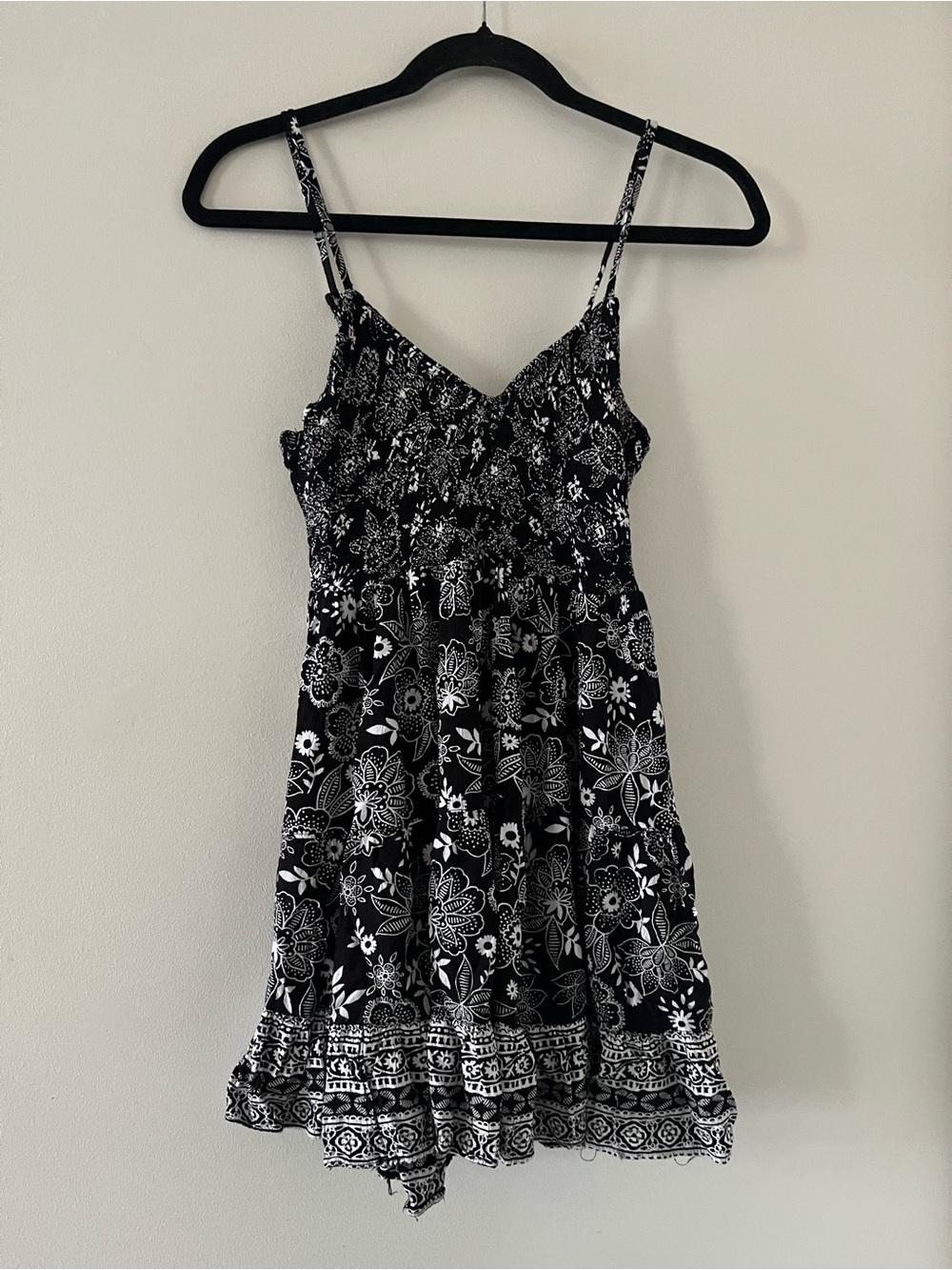 Angie Black White Floral Mini Dress Small Border Print Resort Beachy Euro Summer